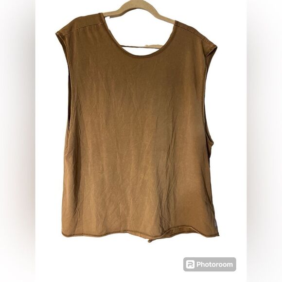NWT FREE PEOPLE MOVE MOVEMENT CRISS CROSS OPEN BACK TOBACCO KHAKI TOP SIZE XL - Picture 1 of 6